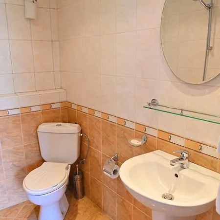 Klecherova House בית הארחה