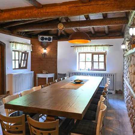 Konukevi Klecherova House Bansko