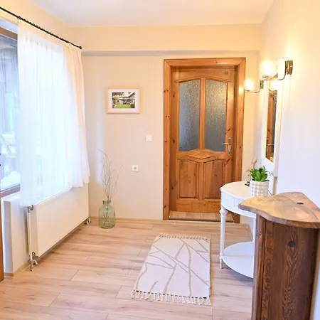 Konukevi Klecherova House Bansko